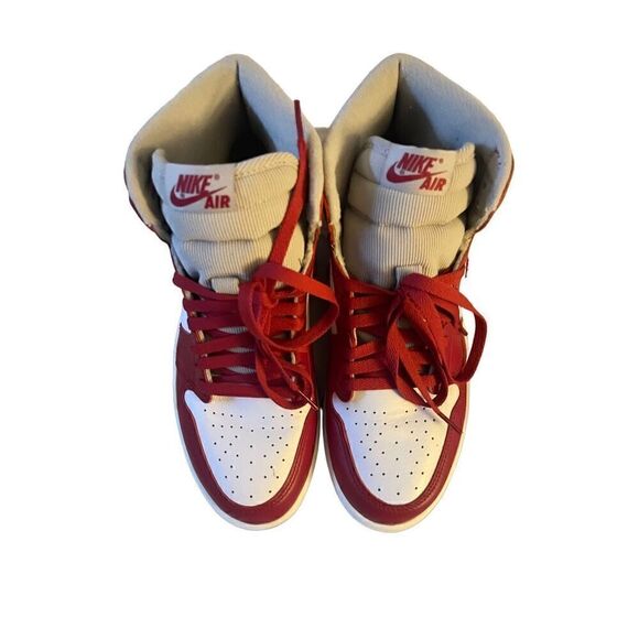 JORDAN 1 RETRO HIGH OG - Picture 3 of 8